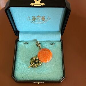 NWT RARE JUICY 2005 Vintage Y2K JUICY POP ORANGE ROUND Enamel LOLLIPOP BOW CHARM